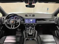 Porsche cayenne s coupe 2.9 v6 441pk 2020 sportdesign sport-chrono - afbeelding 32 van  79