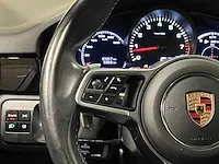 Porsche cayenne s coupe 2.9 v6 441pk 2020 sportdesign sport-chrono - afbeelding 36 van  79
