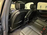 Porsche cayenne s coupe 2.9 v6 441pk 2020 sportdesign sport-chrono - afbeelding 63 van  79