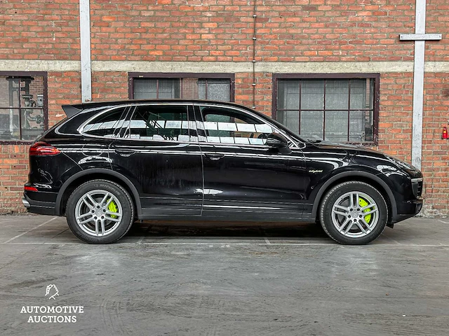 Porsche cayenne s e-hybrid 3.0 v6 416pk 2015 (facelift) - afbeelding 5 van  71