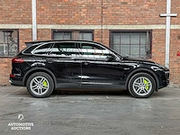 Porsche cayenne s e-hybrid 3.0 v6 416pk 2015 (facelift) - afbeelding 5 van  71