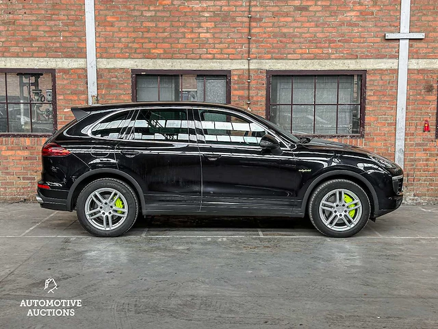 Porsche cayenne s e-hybrid 3.0 v6 416pk 2015 (facelift) - afbeelding 6 van  71