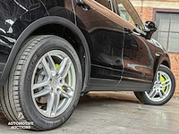 Porsche cayenne s e-hybrid 3.0 v6 416pk 2015 (facelift) - afbeelding 11 van  71