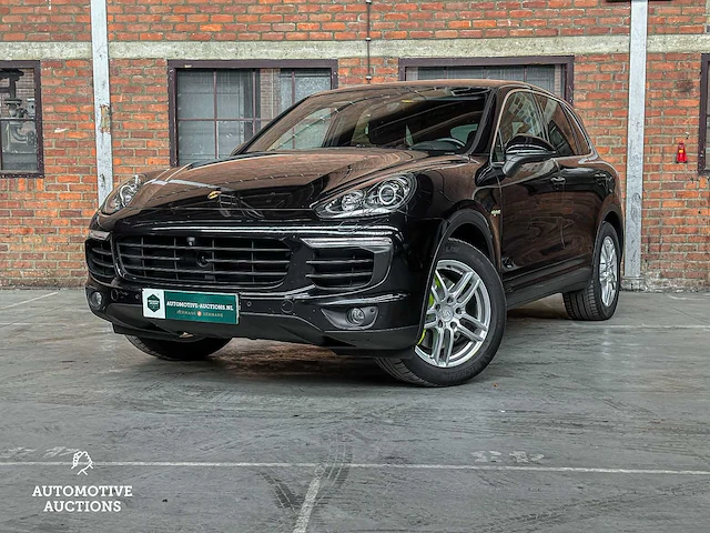Porsche cayenne s e-hybrid 3.0 v6 416pk 2015 (facelift) - afbeelding 1 van  71