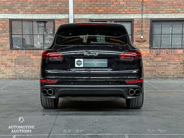 Porsche cayenne s e-hybrid 3.0 v6 416pk 2015 (facelift) - afbeelding 14 van  71