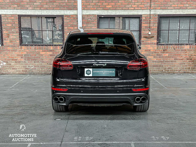 Porsche cayenne s e-hybrid 3.0 v6 416pk 2015 (facelift) - afbeelding 15 van  71