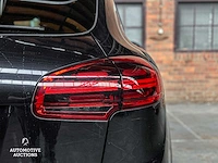 Porsche cayenne s e-hybrid 3.0 v6 416pk 2015 (facelift) - afbeelding 16 van  71