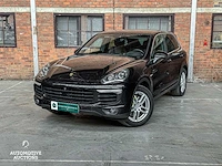 Porsche cayenne s e-hybrid 3.0 v6 416pk 2015 (facelift) - afbeelding 12 van  71