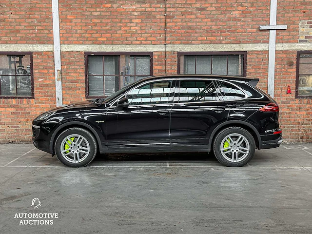 Porsche cayenne s e-hybrid 3.0 v6 416pk 2015 (facelift) - afbeelding 24 van  71