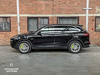 Porsche cayenne s e-hybrid 3.0 v6 416pk 2015 (facelift) - afbeelding 24 van  71