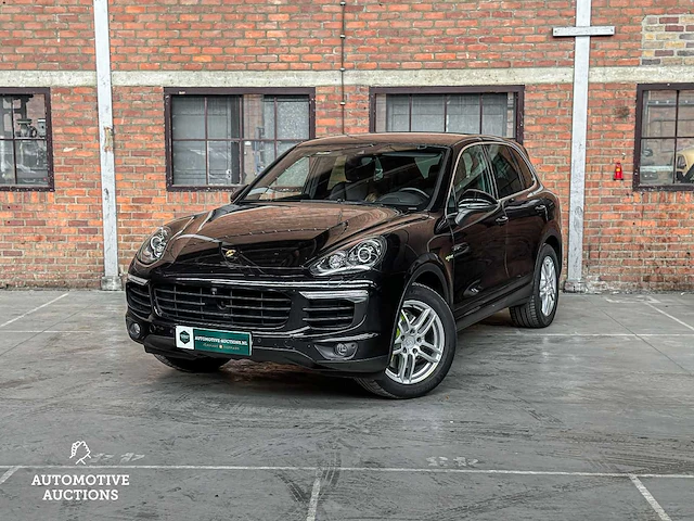 Porsche cayenne s e-hybrid 3.0 v6 416pk 2015 (facelift) - afbeelding 23 van  71