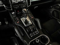 Porsche cayenne s e-hybrid 3.0 v6 416pk 2015 (facelift) - afbeelding 42 van  71