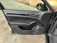 Porsche cayenne s e-hybrid 3.0 v6 416pk 2015 (facelift) - afbeelding 46 van  71