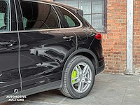 Porsche cayenne s e-hybrid 3.0 v6 416pk 2015 (facelift) - afbeelding 45 van  71