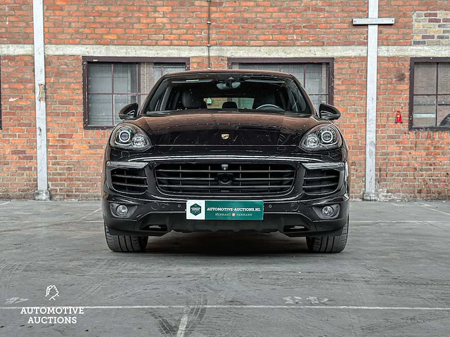 Porsche cayenne s e-hybrid 3.0 v6 416pk 2015 (facelift) - afbeelding 56 van  71