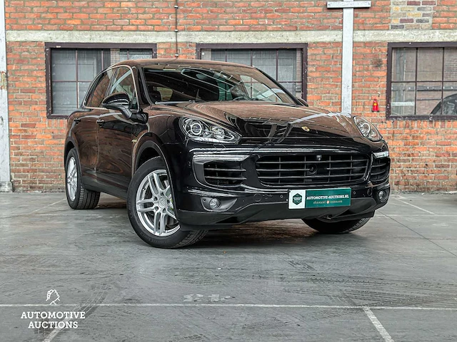Porsche cayenne s e-hybrid 3.0 v6 416pk 2015 (facelift) - afbeelding 71 van  71