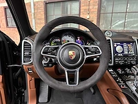Porsche cayenne s e-hybrid 3.0 v6 416pk 2015, hb-194-d - afbeelding 17 van  47