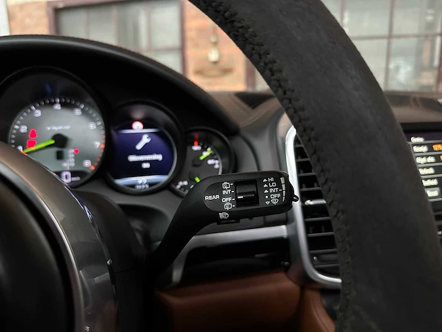 Porsche cayenne s e-hybrid 3.0 v6 416pk 2015, hb-194-d - afbeelding 24 van  47