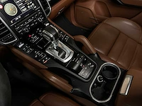 Porsche cayenne s e-hybrid 3.0 v6 416pk 2015, hb-194-d - afbeelding 26 van  47