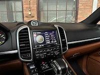 Porsche cayenne s e-hybrid 3.0 v6 416pk 2015, hb-194-d - afbeelding 27 van  47