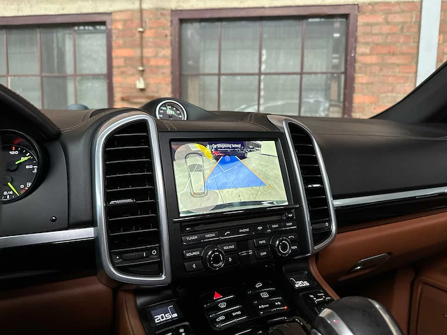 Porsche cayenne s e-hybrid 3.0 v6 416pk 2015, hb-194-d - afbeelding 28 van  47