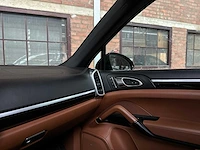 Porsche cayenne s e-hybrid 3.0 v6 416pk 2015, hb-194-d - afbeelding 30 van  47