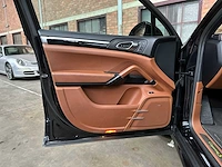 Porsche cayenne s e-hybrid 3.0 v6 416pk 2015, hb-194-d - afbeelding 31 van  47