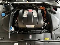 Porsche cayenne s e-hybrid 3.0 v6 416pk 2015, hb-194-d - afbeelding 45 van  47
