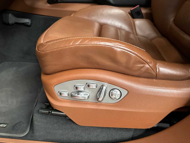 Porsche cayenne s e-hybrid 3.0 v6 416pk 2015, hb-194-d - afbeelding 26 van  47