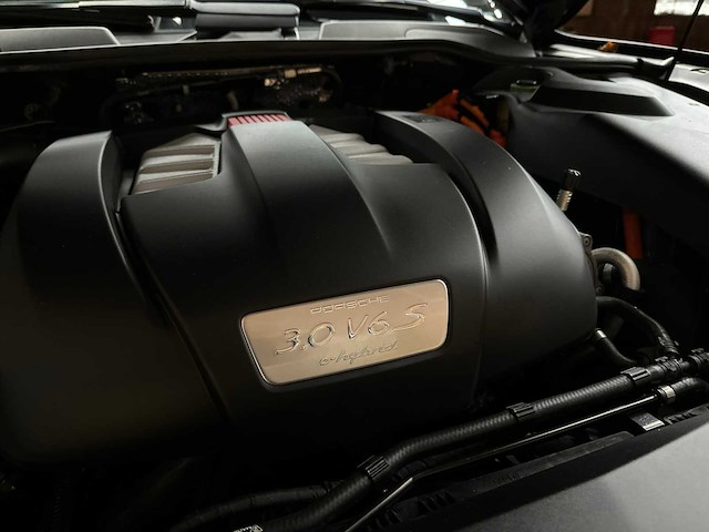 Porsche cayenne s e-hybrid 3.0 v6 416pk 2015, hb-194-d - afbeelding 41 van  47