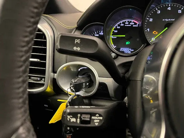 Porsche cayenne s e-hybrid 3.0 v6 416pk 2015, hl-769-n - afbeelding 26 van  66
