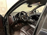 Porsche cayenne s e-hybrid 3.0 v6 416pk 2015 (origineel-nl), gz-024-n - afbeelding 15 van  51