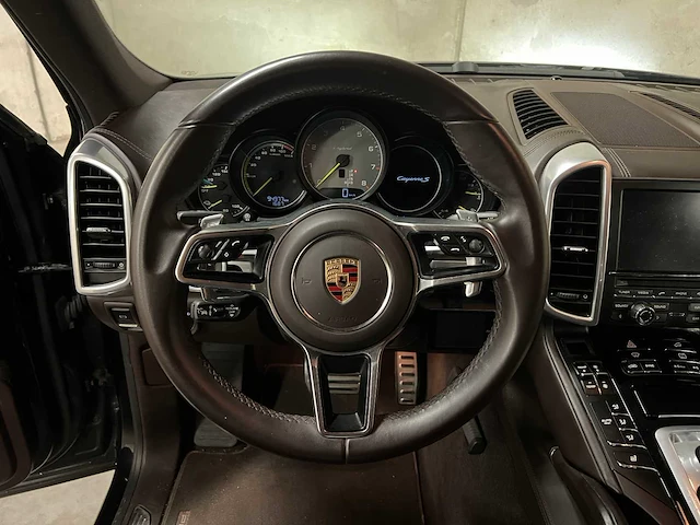 Porsche cayenne s e-hybrid 3.0 v6 416pk 2015 (origineel-nl), gz-024-n - afbeelding 24 van  51