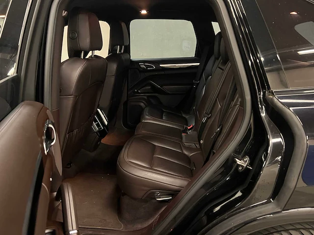 Porsche cayenne s e-hybrid 3.0 v6 416pk 2015 (origineel-nl), gz-024-n - afbeelding 43 van  51