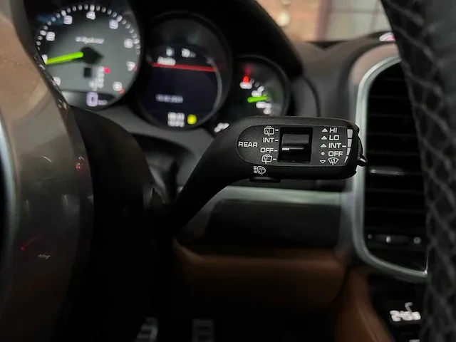 Porsche cayenne s e-hybrid 3.0 v6 416pk sport-chrono 2015 orig-nl, hr-863-z - afbeelding 29 van  68