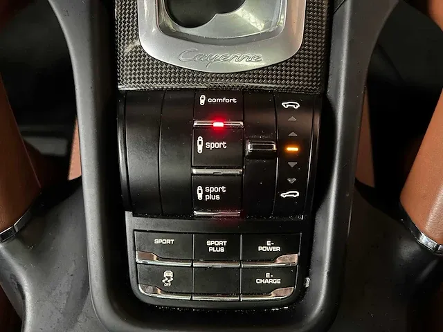 Porsche cayenne s e-hybrid 3.0 v6 416pk sport-chrono 2015 orig-nl, hr-863-z - afbeelding 35 van  68