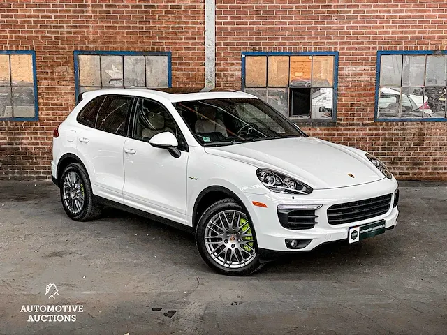 Porsche cayenne s e-hybrid 3.0 v6 platinum edition 416pk 2016, h-372-hk - afbeelding 11 van  48