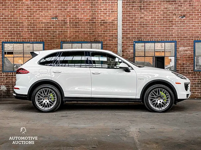 Porsche cayenne s e-hybrid 3.0 v6 platinum edition 416pk 2016, h-372-hk - afbeelding 12 van  48