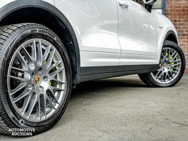 Porsche cayenne s e-hybrid 3.0 v6 platinum edition 416pk 2016, h-372-hk - afbeelding 19 van  48