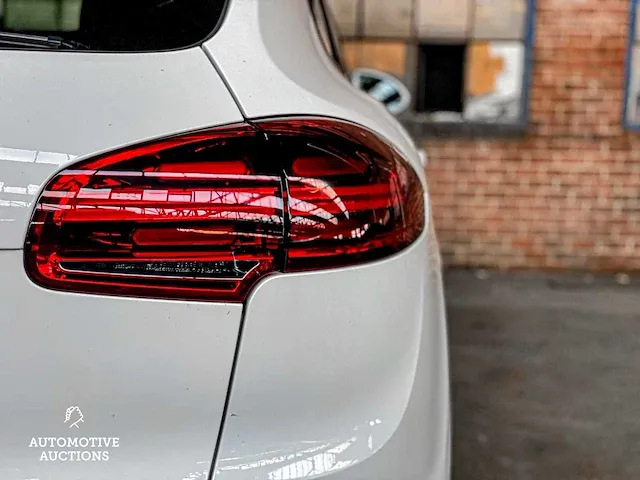Porsche cayenne s e-hybrid 3.0 v6 platinum edition 416pk 2016, h-372-hk - afbeelding 22 van  48