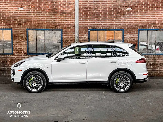 Porsche cayenne s e-hybrid 3.0 v6 platinum edition 416pk 2016, h-372-hk - afbeelding 28 van  48