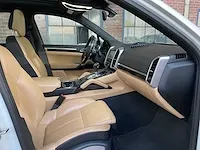 Porsche cayenne s e-hybrid 3.0 v6 platinum edition 416pk 2016, h-372-hk - afbeelding 42 van  48