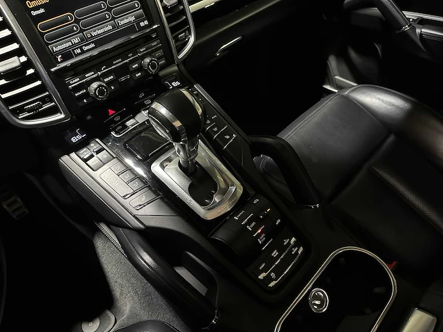 Porsche cayenne s e-hybrid 3.0 v6 (sport chrono) plug-in hybrid 416pk 2015, hd-942-b - afbeelding 20 van  46