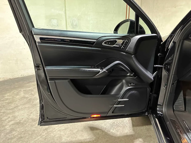 Porsche cayenne s e-hybrid 3.0 v6 (sport chrono) plug-in hybrid 416pk 2015, hd-942-b - afbeelding 26 van  46