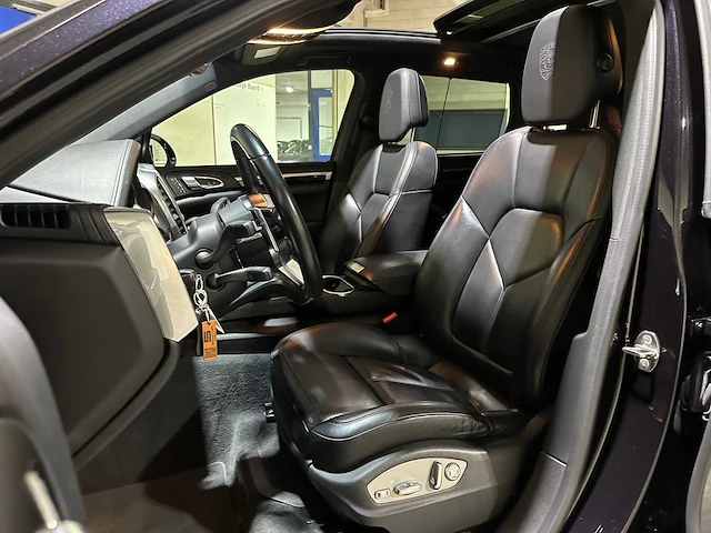 Porsche cayenne s e-hybrid 3.0 v6 (sport chrono) plug-in hybrid 416pk 2015, hd-942-b - afbeelding 27 van  46