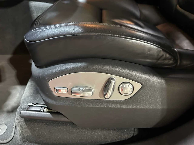 Porsche cayenne s e-hybrid 3.0 v6 (sport chrono) plug-in hybrid 416pk 2015, hd-942-b - afbeelding 28 van  46