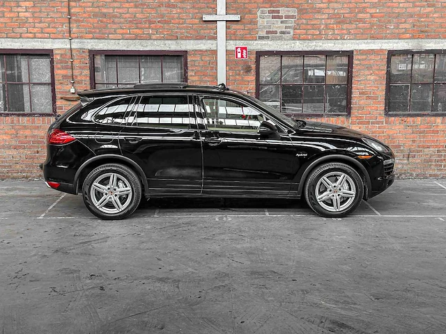 Porsche cayenne s hybrid 3.0 v6 385pk 2013 - afbeelding 2 van  47