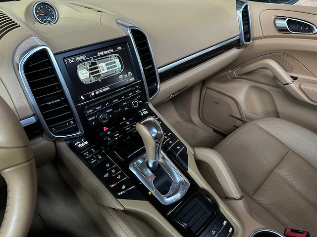Porsche cayenne s hybrid 3.0 v6 385pk 2013 - afbeelding 21 van  47