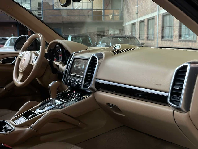 Porsche cayenne s hybrid 3.0 v6 385pk 2013 - afbeelding 35 van  47