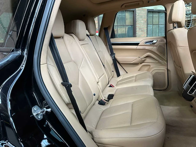 Porsche cayenne s hybrid 3.0 v6 385pk 2013 - afbeelding 39 van  47